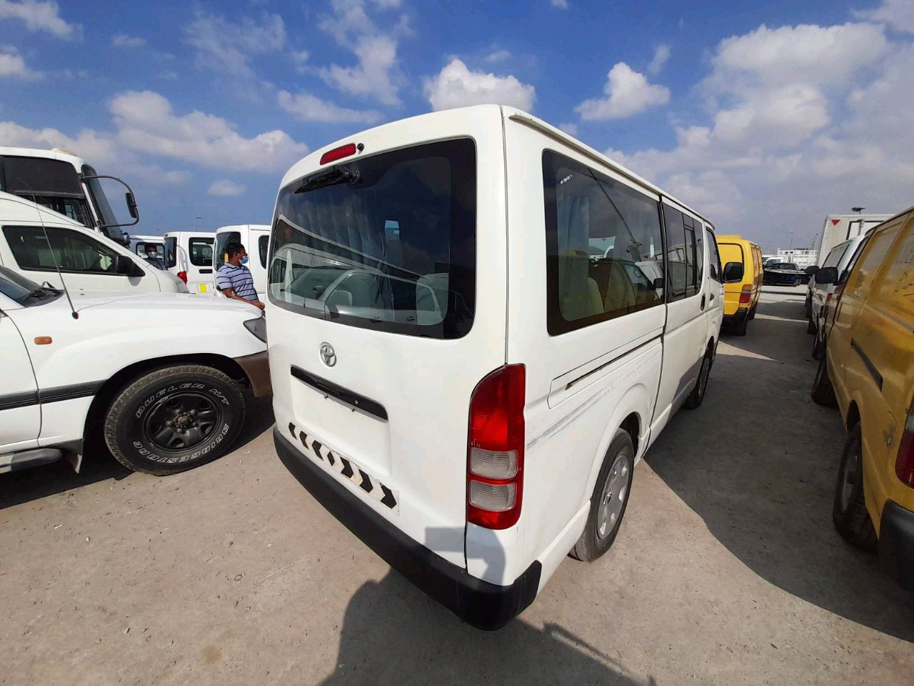Toyota Hiace - Image 3