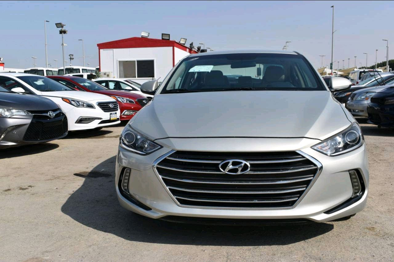 Hyundai Elantra - Image 3