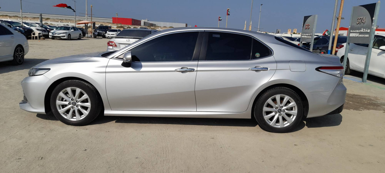 Toyota Camry - Image 3