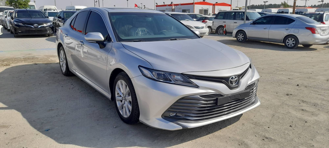 Toyota Camry - Image 6