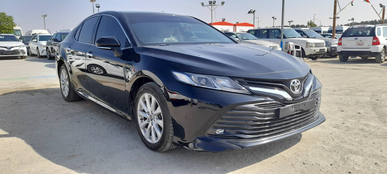Toyota Camry - Image 5