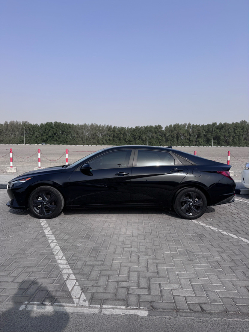 Hyundai Elantra - Image 9