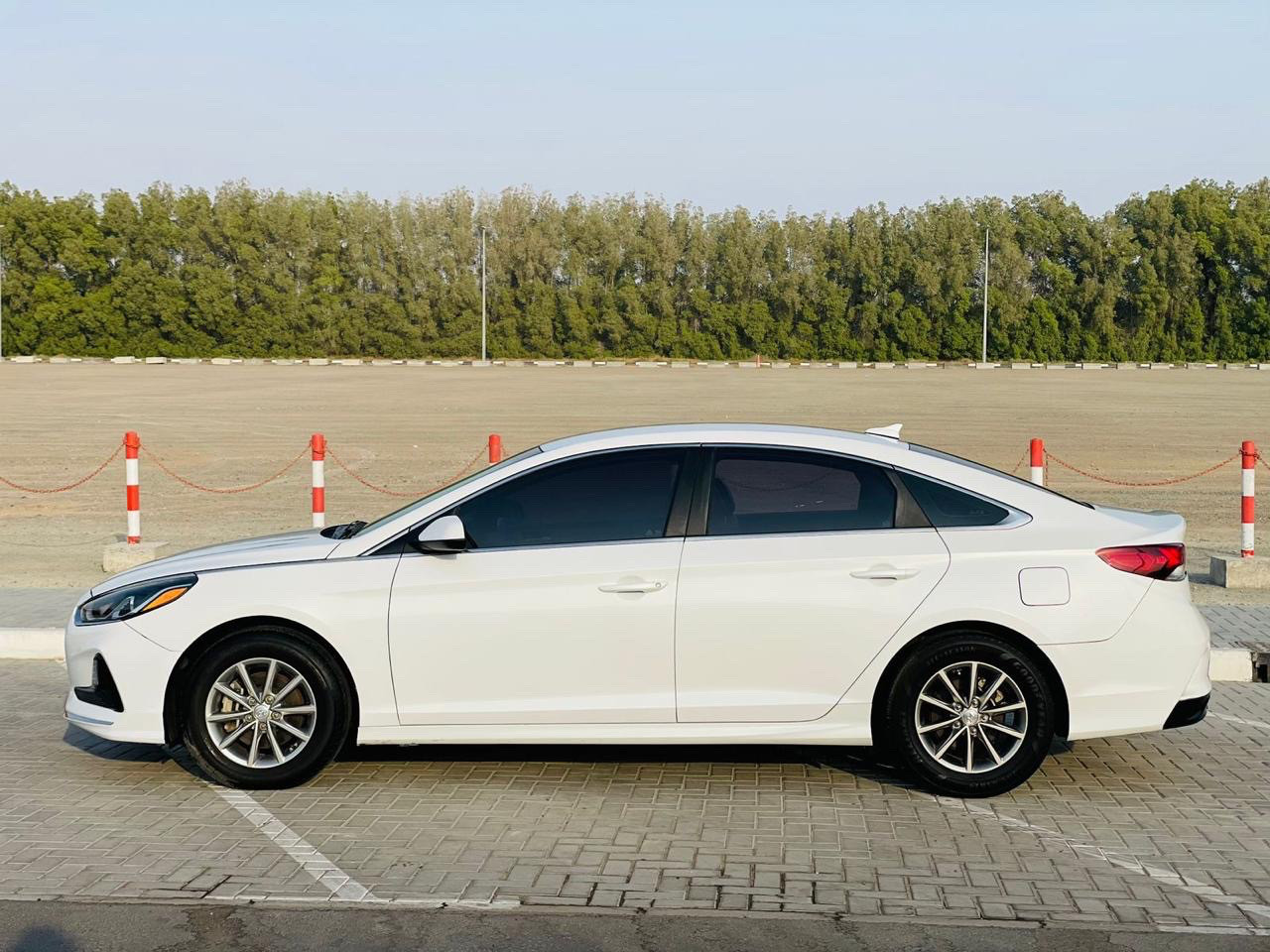 Hyundai Sonata - Image 4