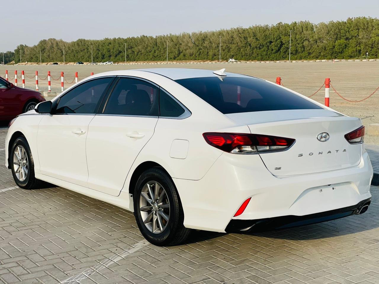 Hyundai Sonata - Image 12