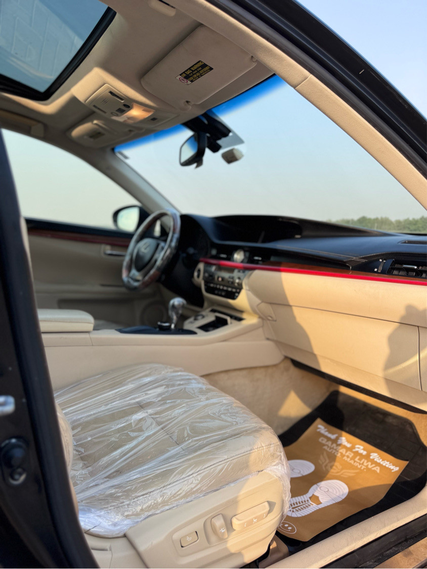 Lexus ES-Series - Image 9
