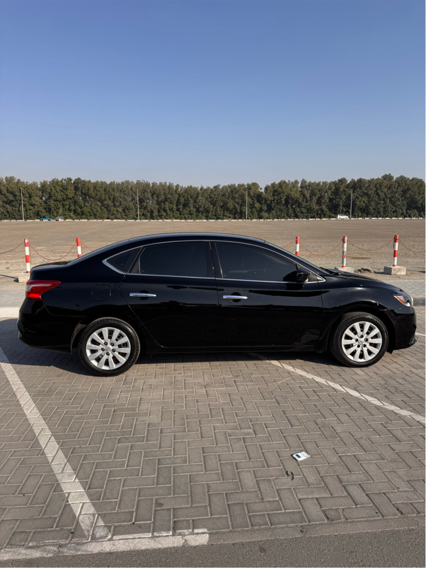 Nissan Sentra - Image 9