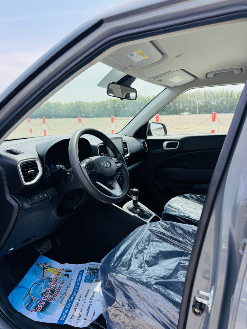 Hyundai VENUE - Image 6