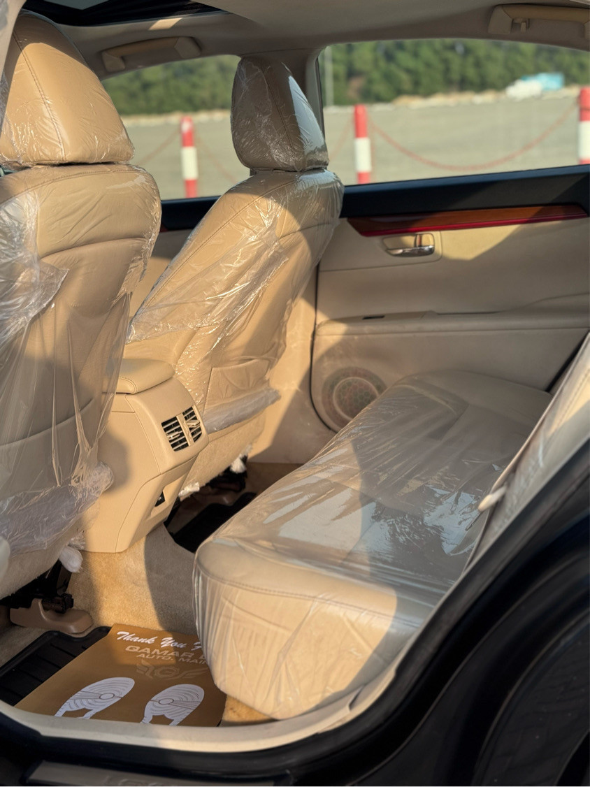 Lexus ES-Series - Image 7