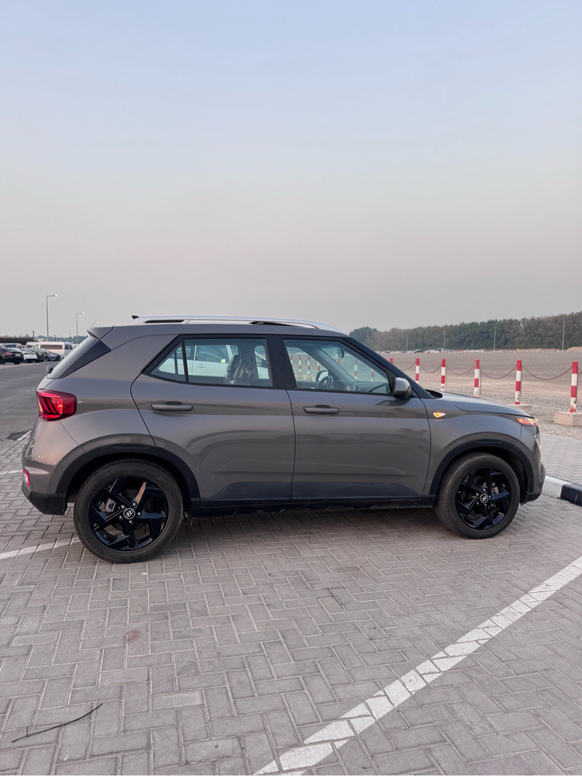 Hyundai VENUE - Image 5