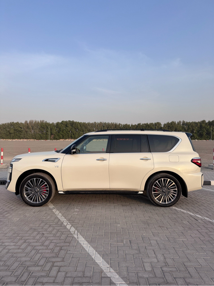 Nissan Armada - Image 5