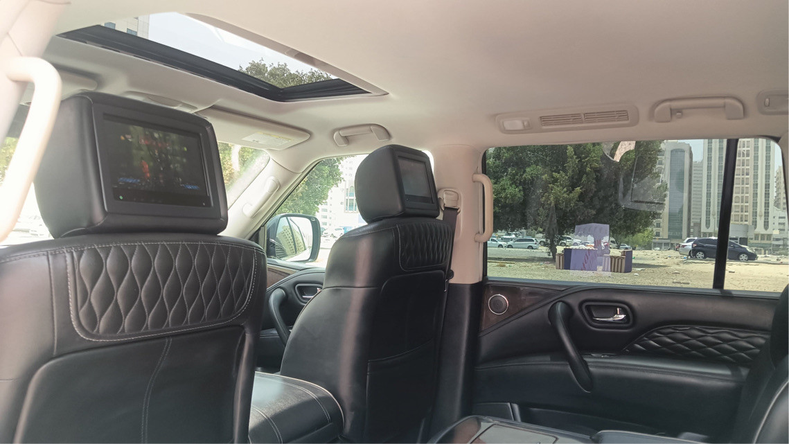 Infiniti QX80 - Image 10