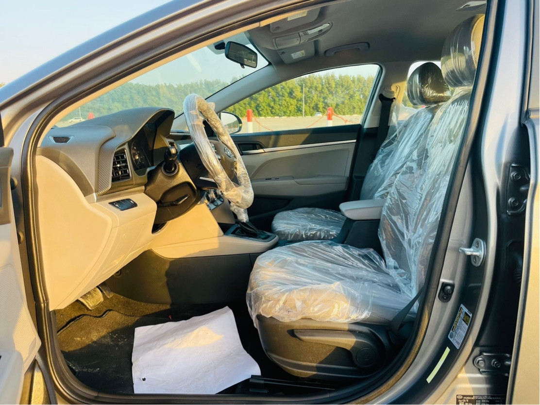 Hyundai Elantra - Image 5