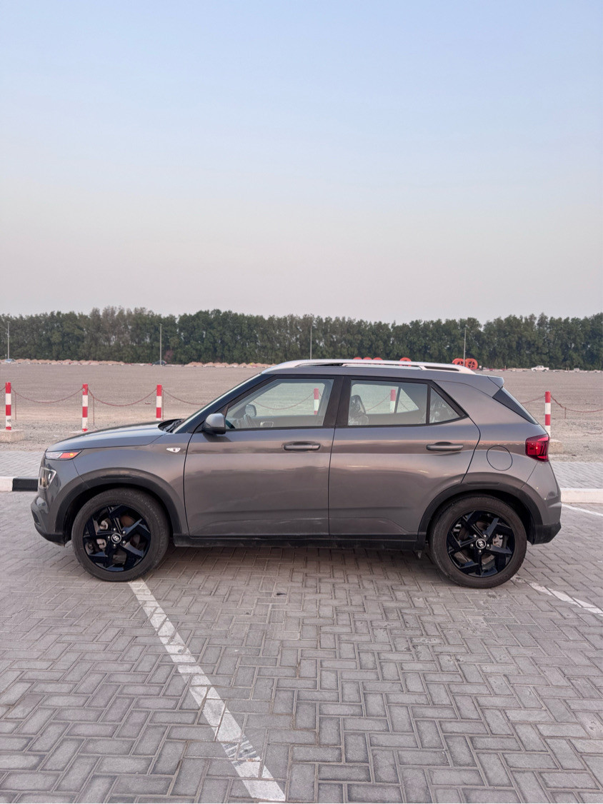Hyundai VENUE - Image 3