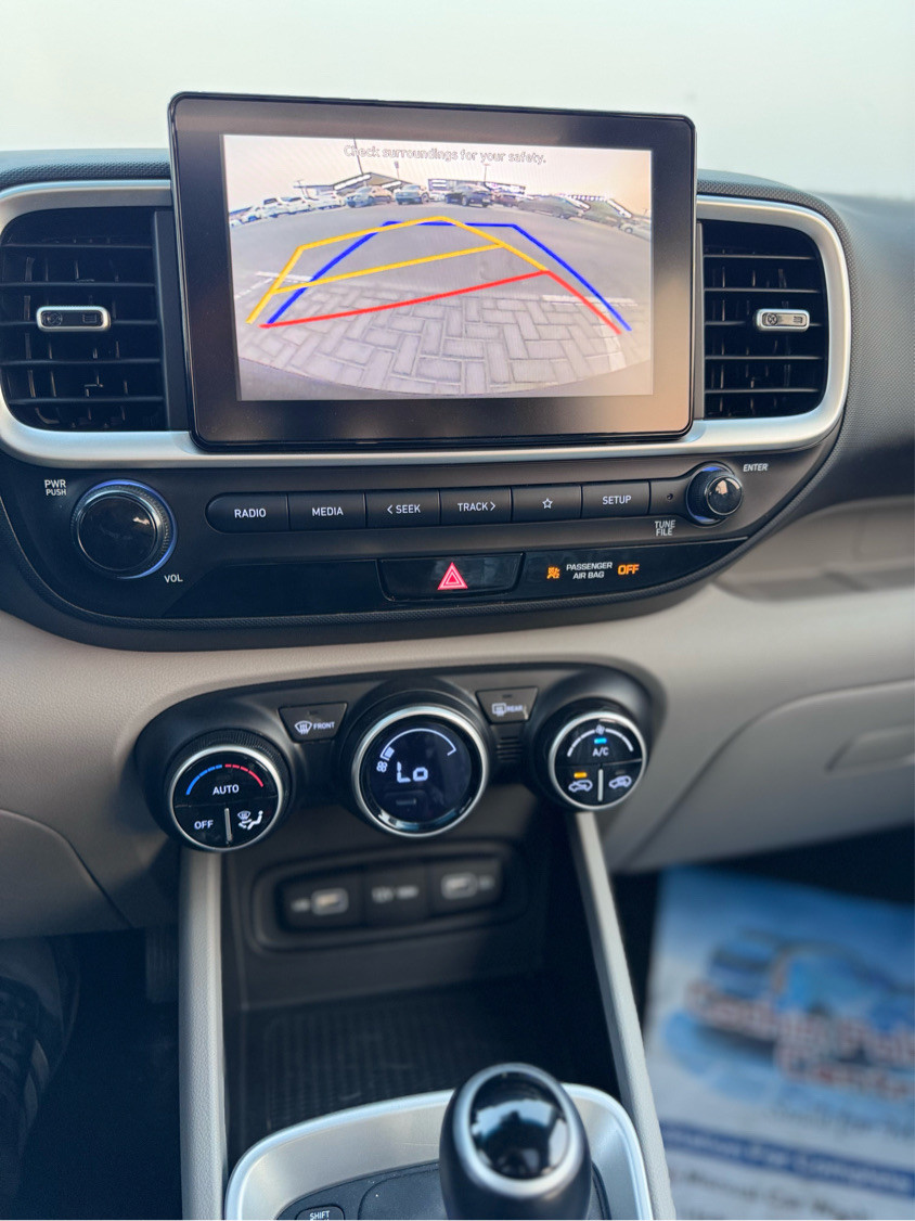 Hyundai VENUE - Image 10