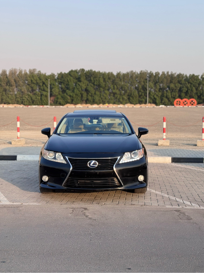 Lexus ES-Series - Image 3