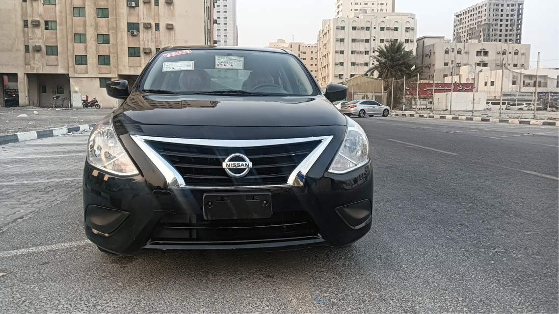 Nissan Versa - Image 3