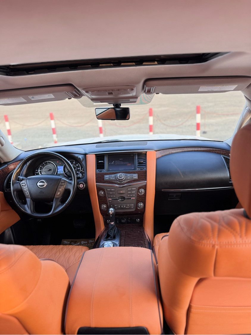 Nissan Armada - Image 8