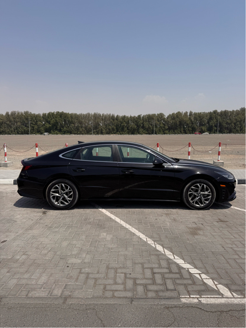Hyundai Sonata - Image 7