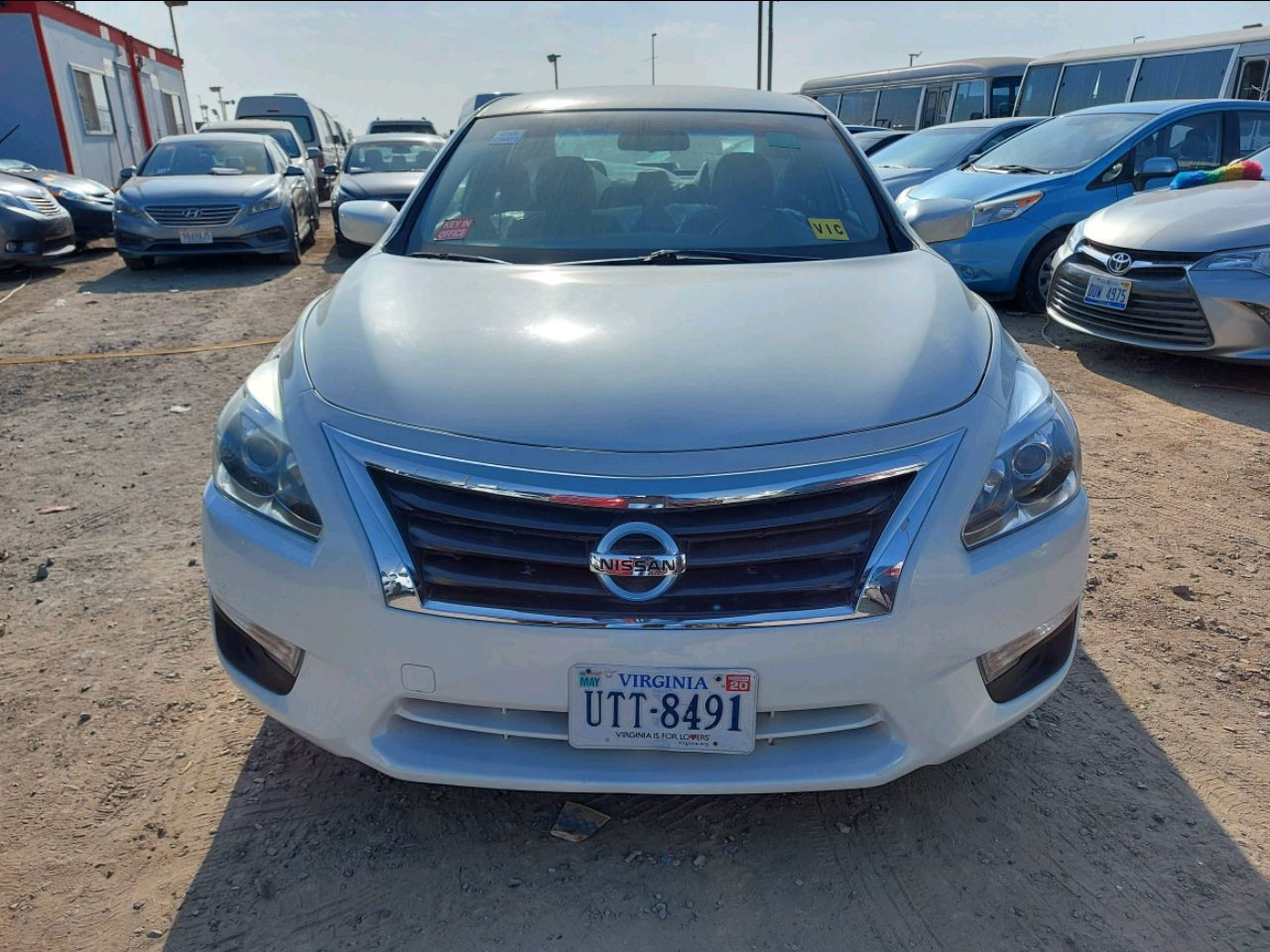 Nissan Altima - Image 3