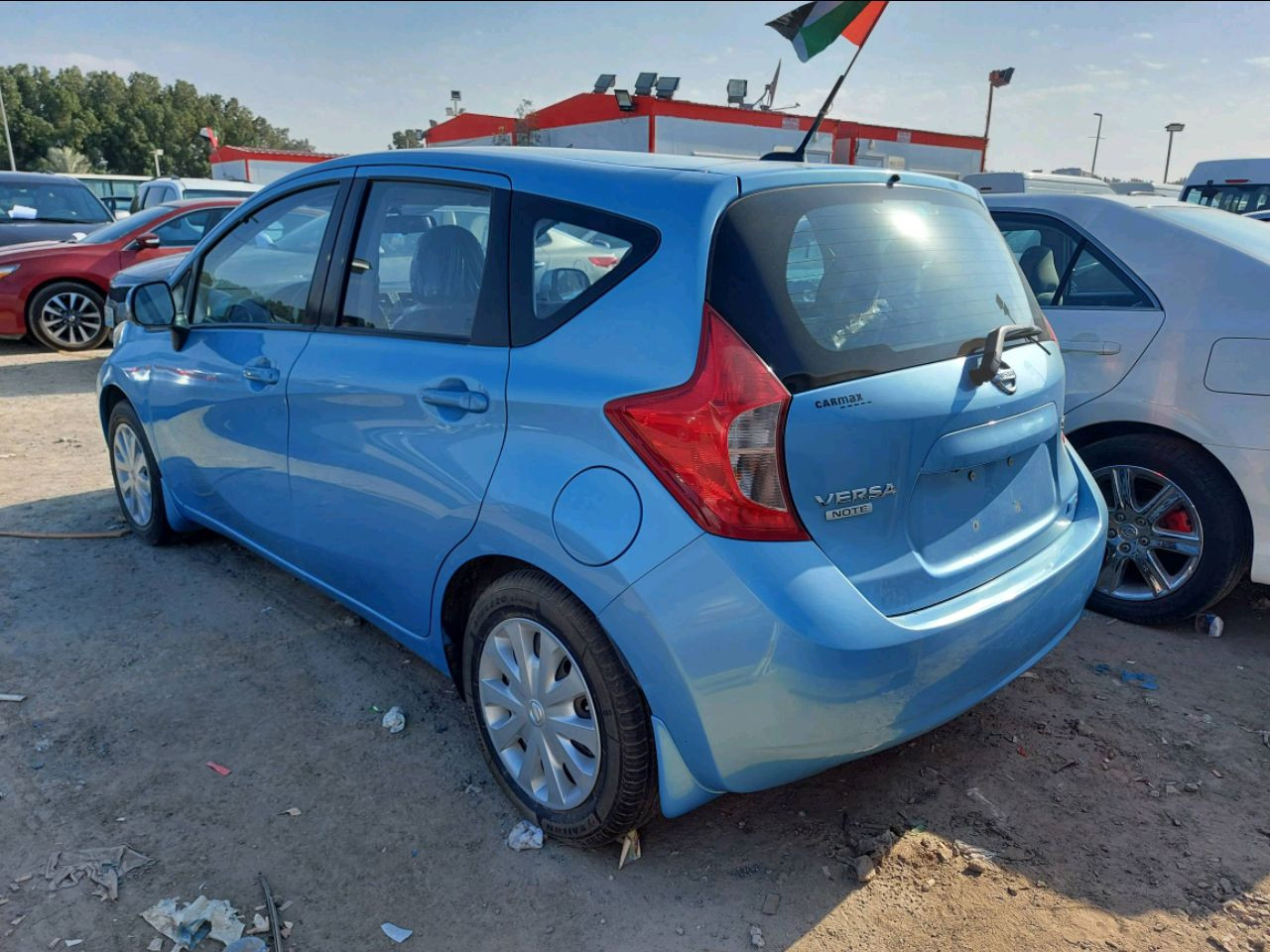 Nissan Versa - Image 4