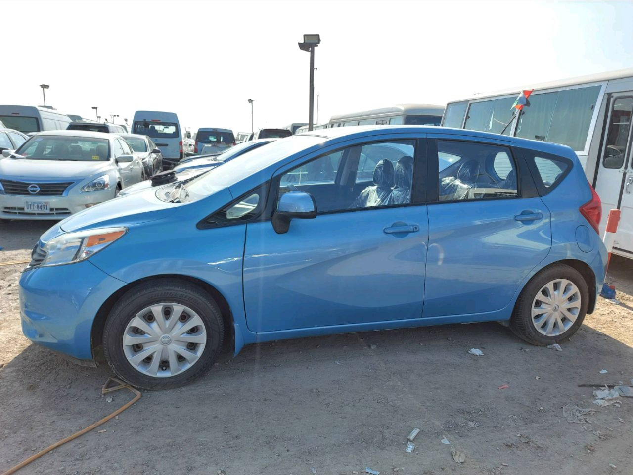 Nissan Versa - Image 3