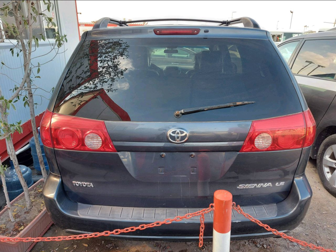 Toyota Sienna - Image 5