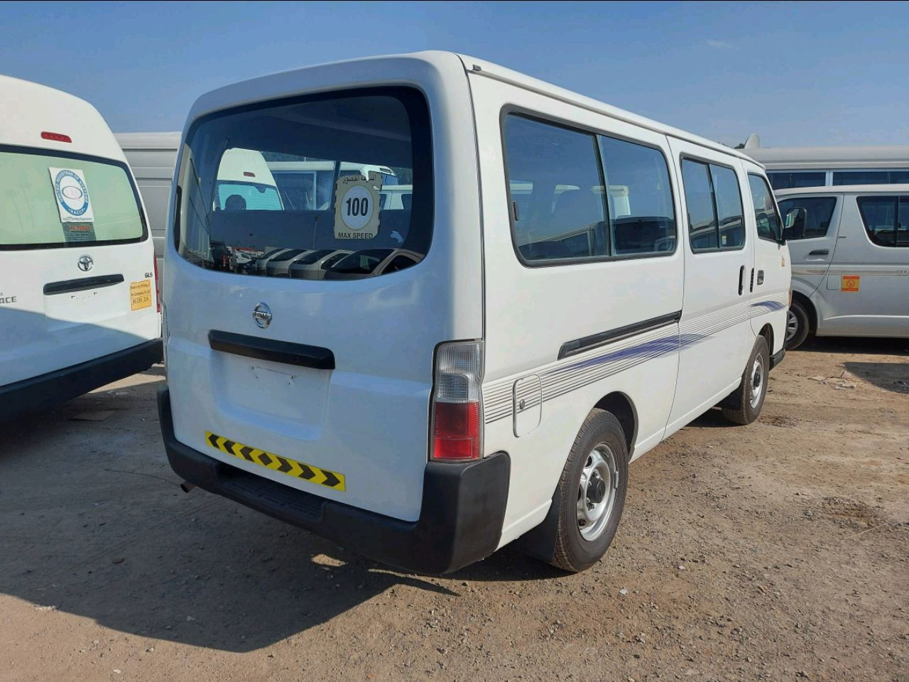 Nissan Urvan - Image 4