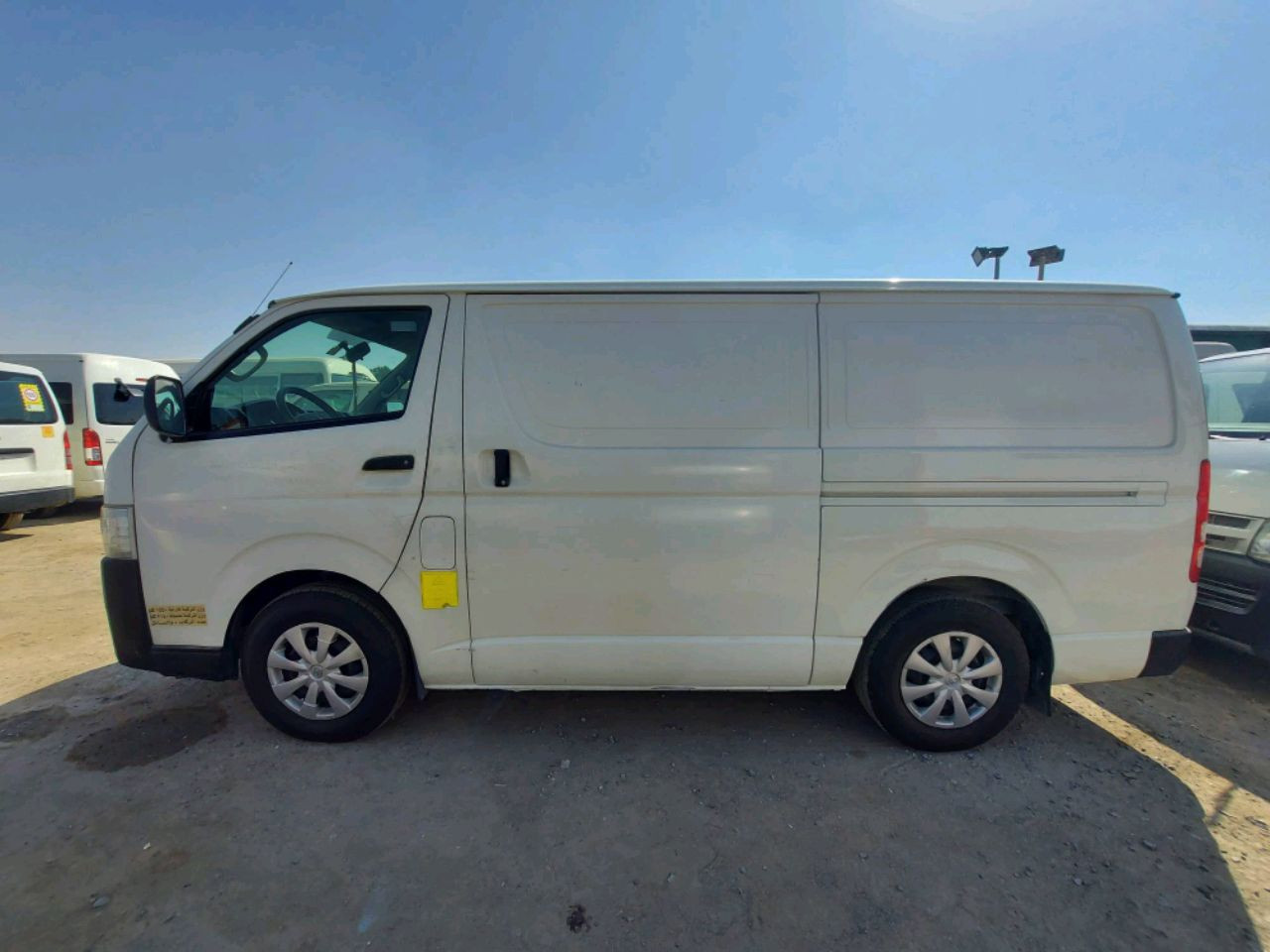 Toyota Hiace - Image 2