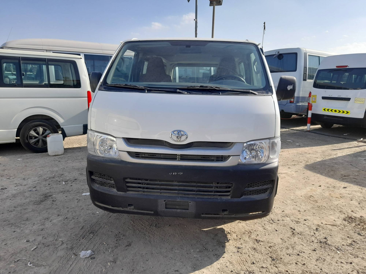 Toyota Hiace - Image 7