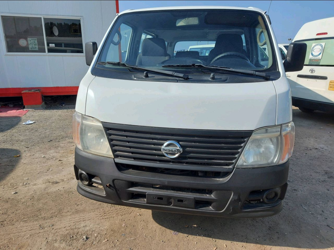 Nissan Urvan - Image 3