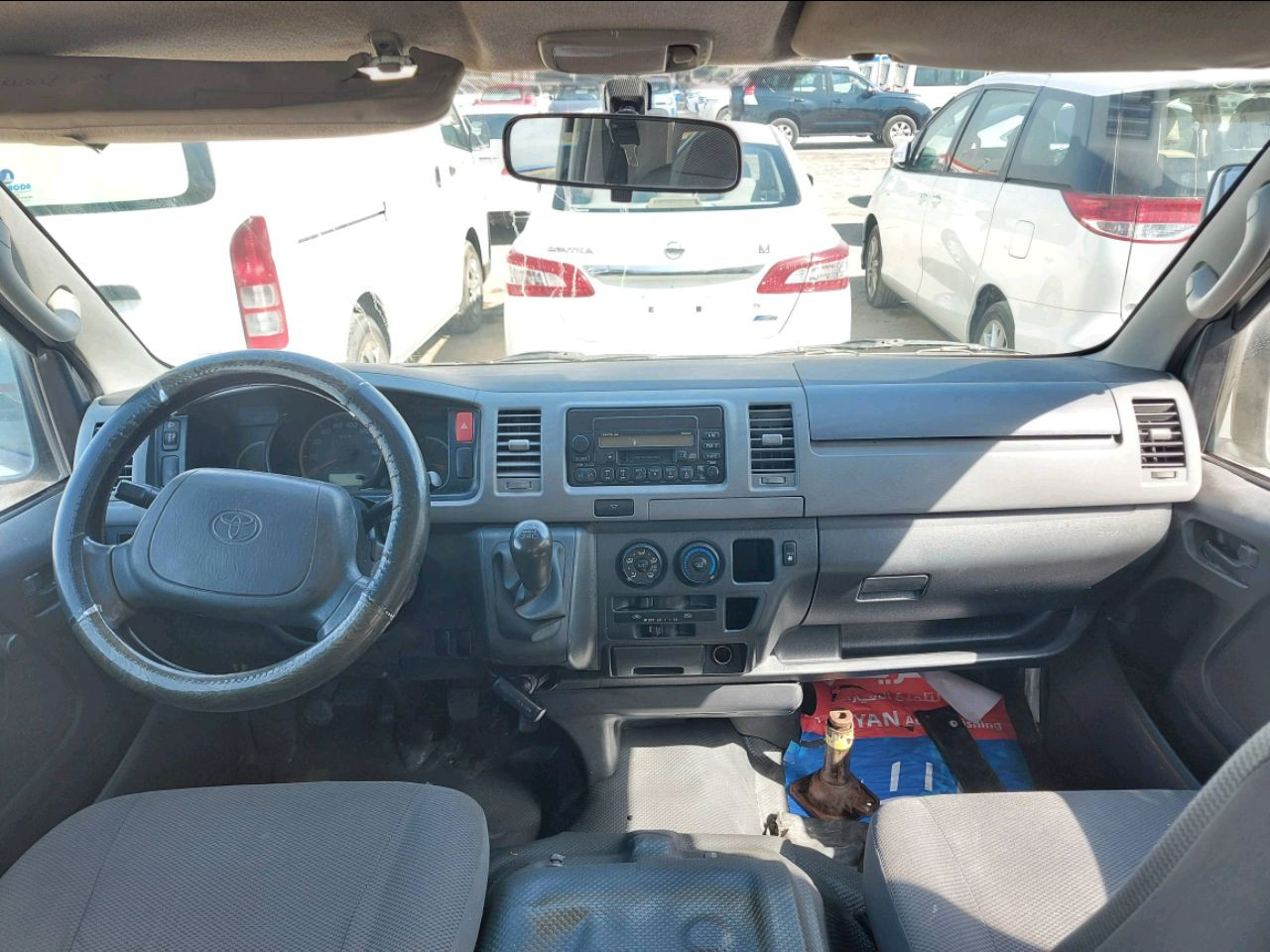 Toyota Hiace - Image 5