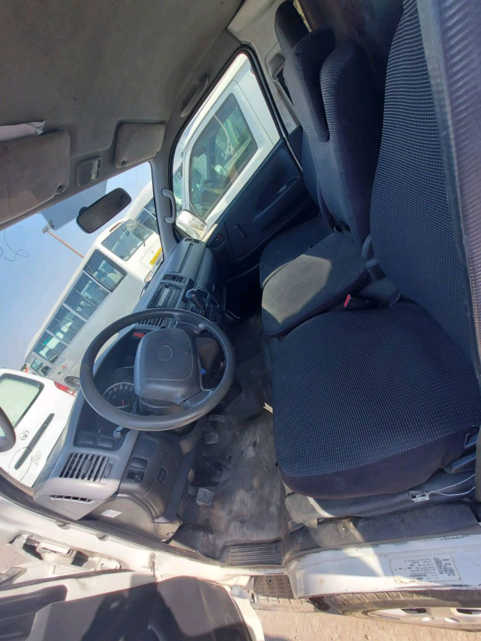 Toyota Hiace - Image 5