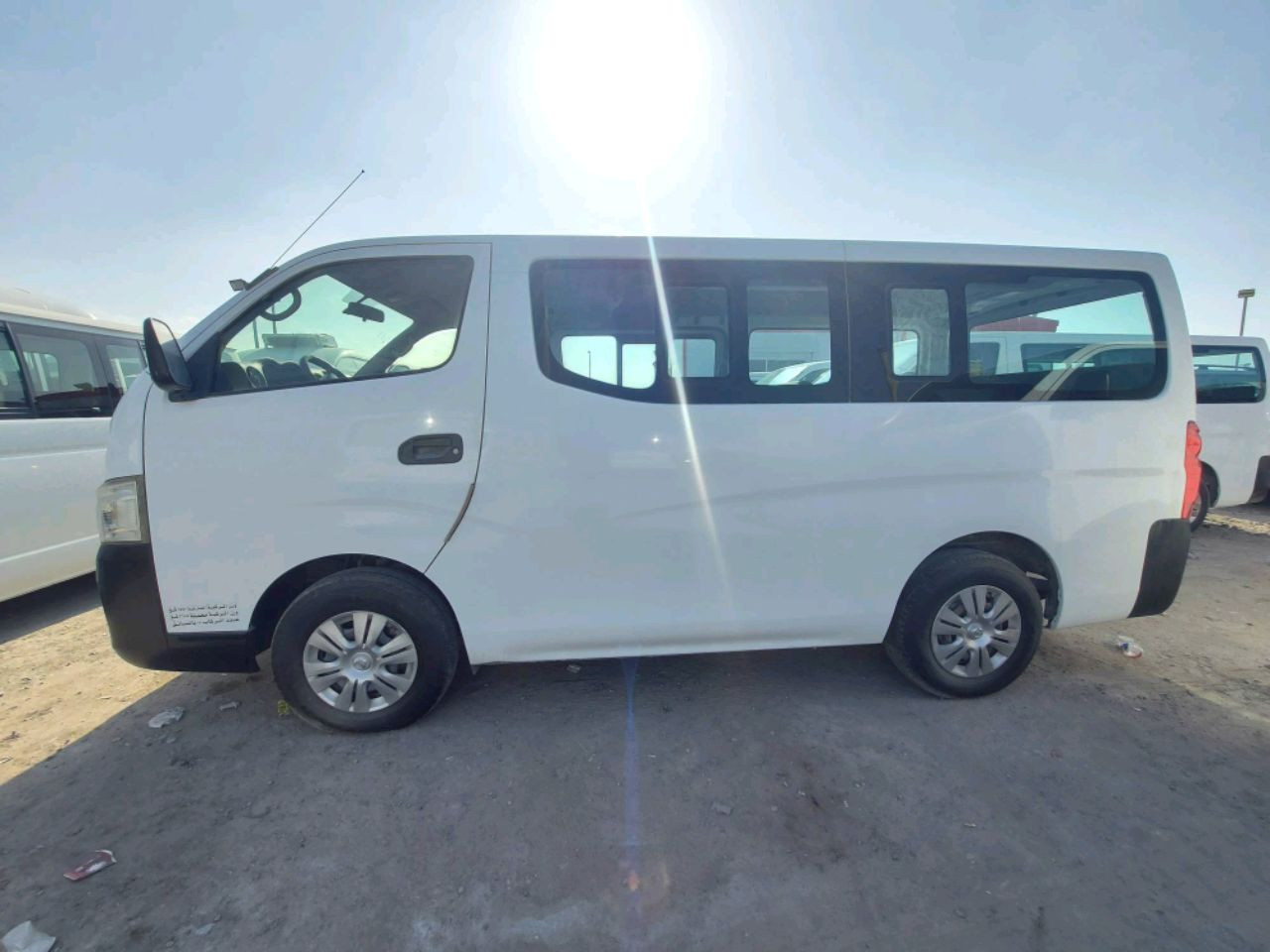Nissan Urvan - Image 4