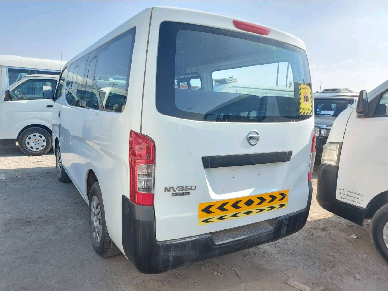 Nissan Urvan - Image 3