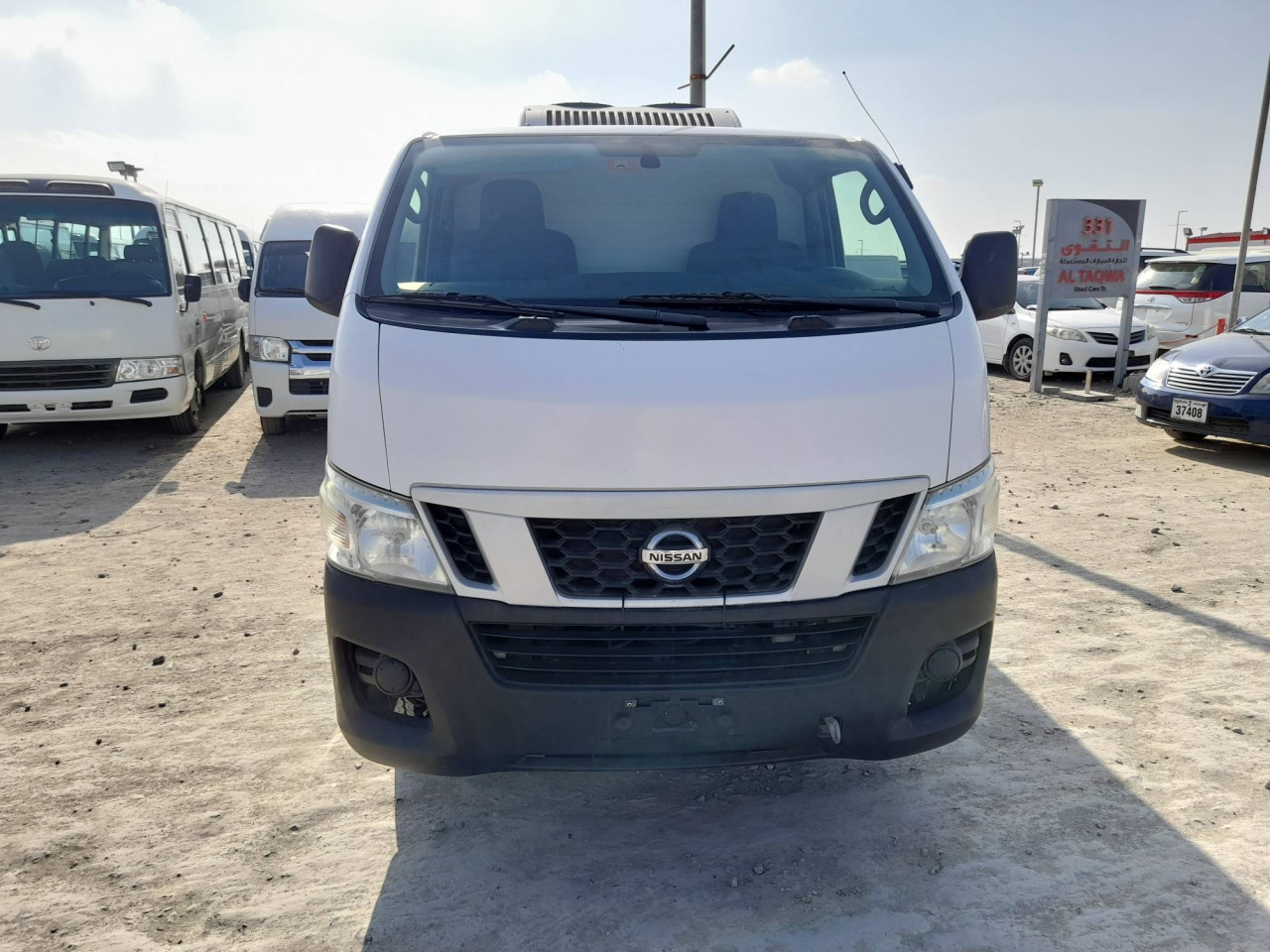 Nissan Urvan - Image 5