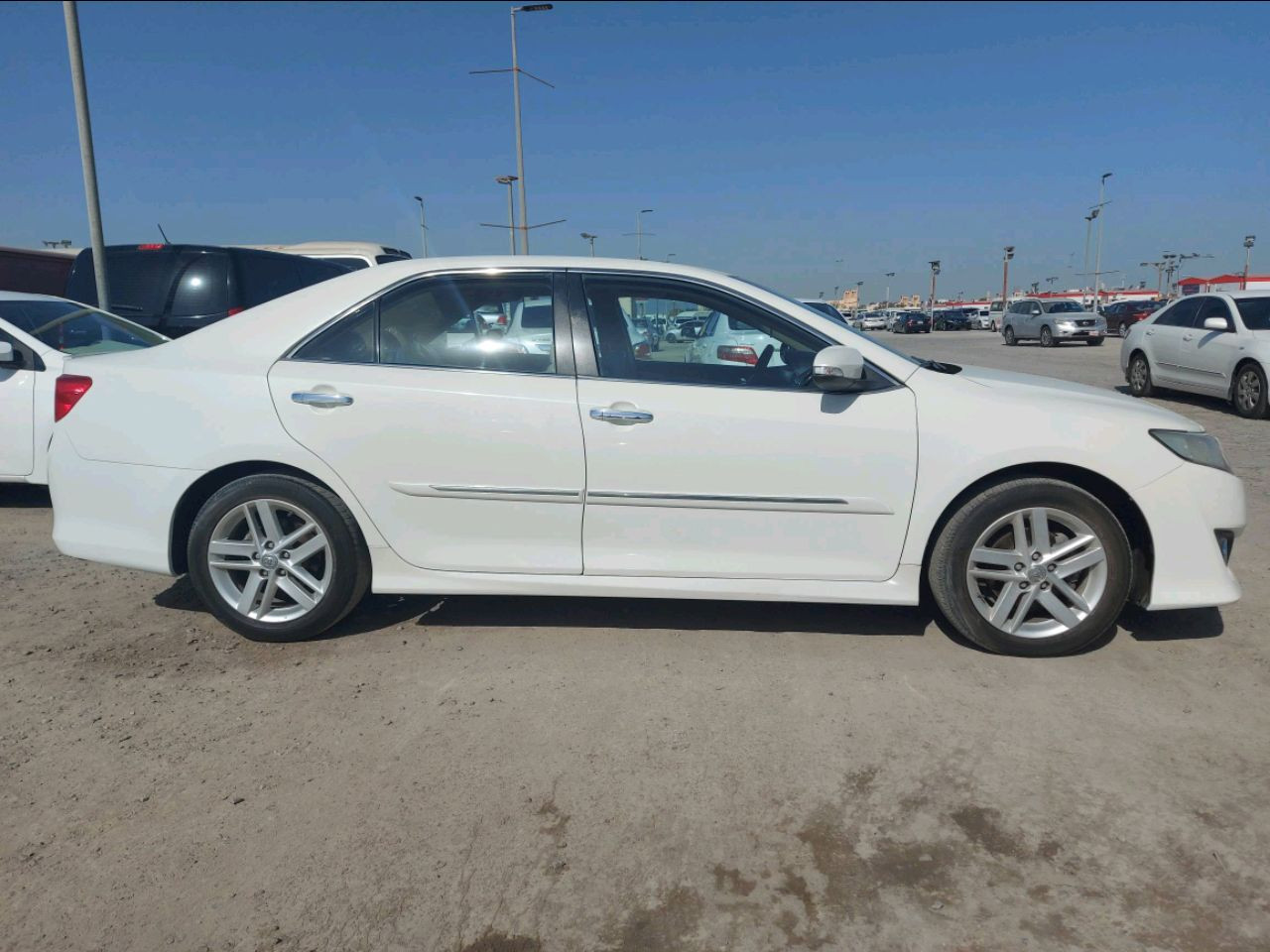 Toyota Camry - Image 2