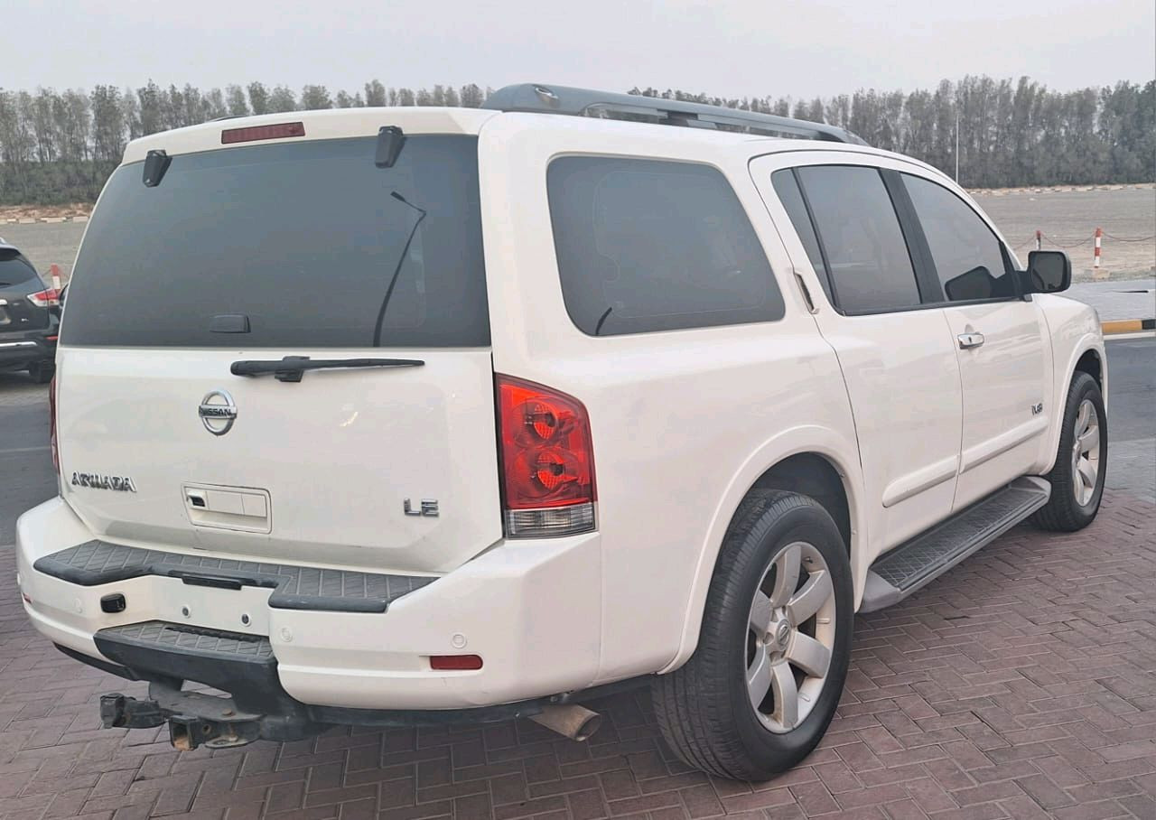 Nissan Armada - Image 6