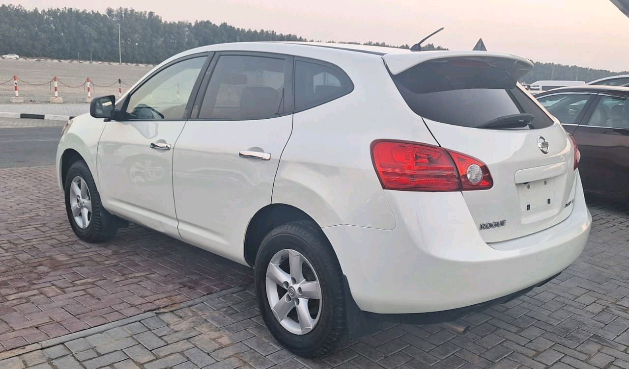 Nissan Rogue - Image 4