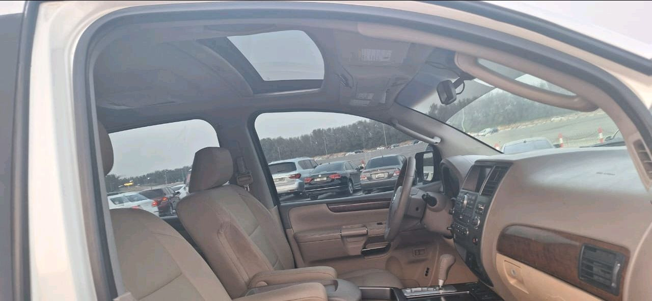 Nissan Armada - Image 9