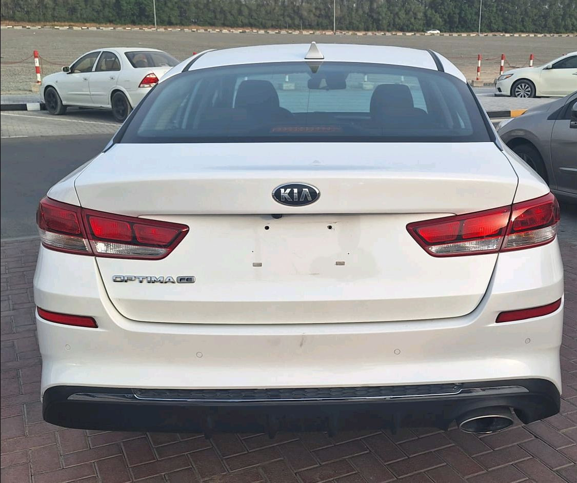 KIA Optima - Image 7