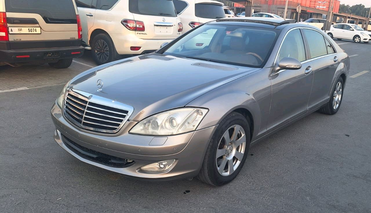 Mercedes Benz S-Class - Image 9