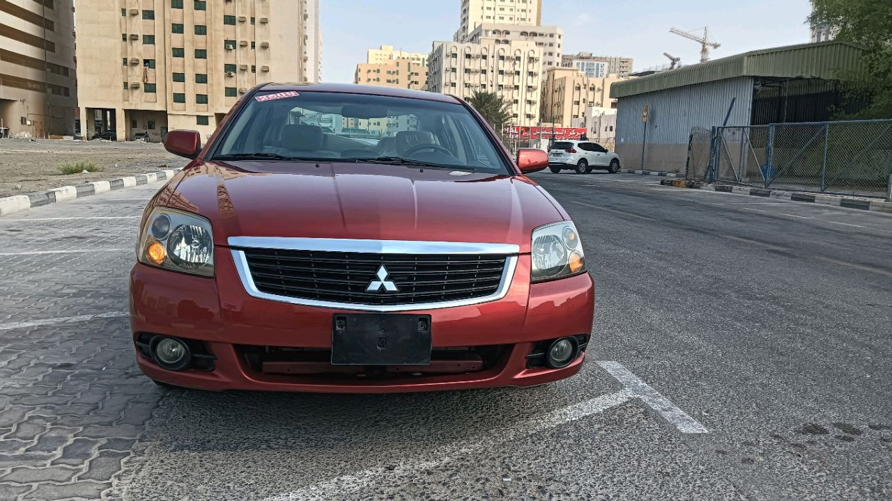 Mitsubishi Galant - Image 7