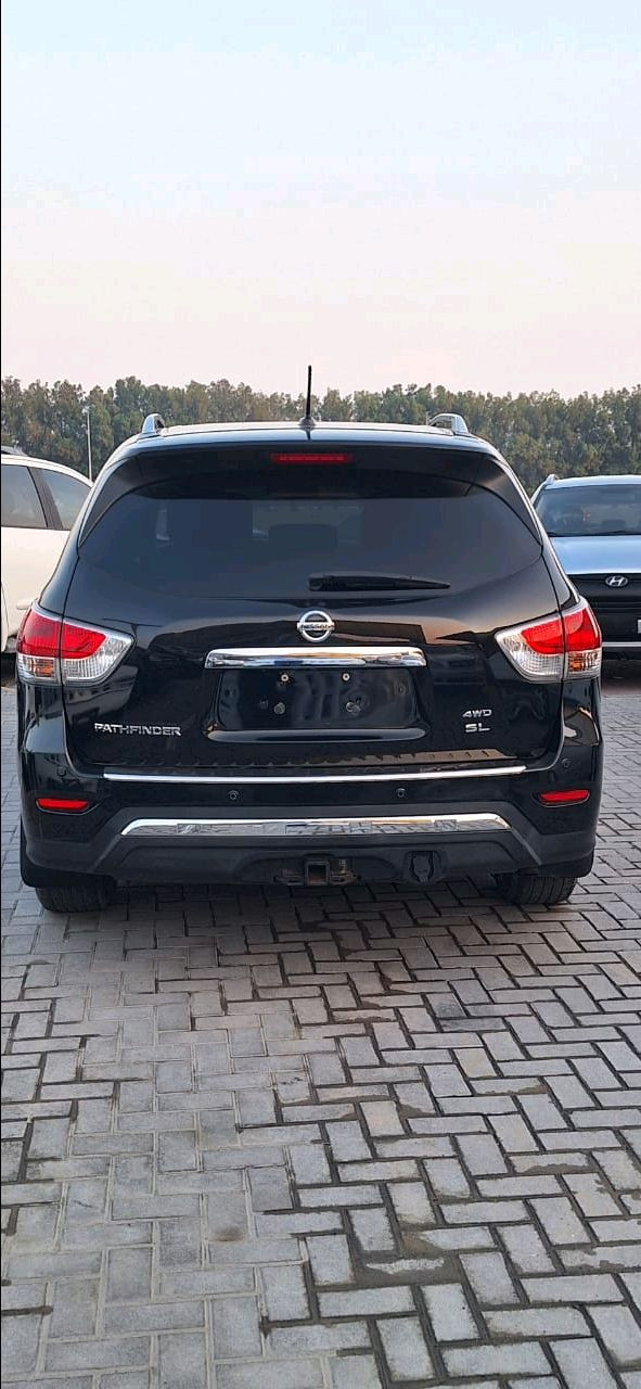 Nissan Pathfinder - Image 5