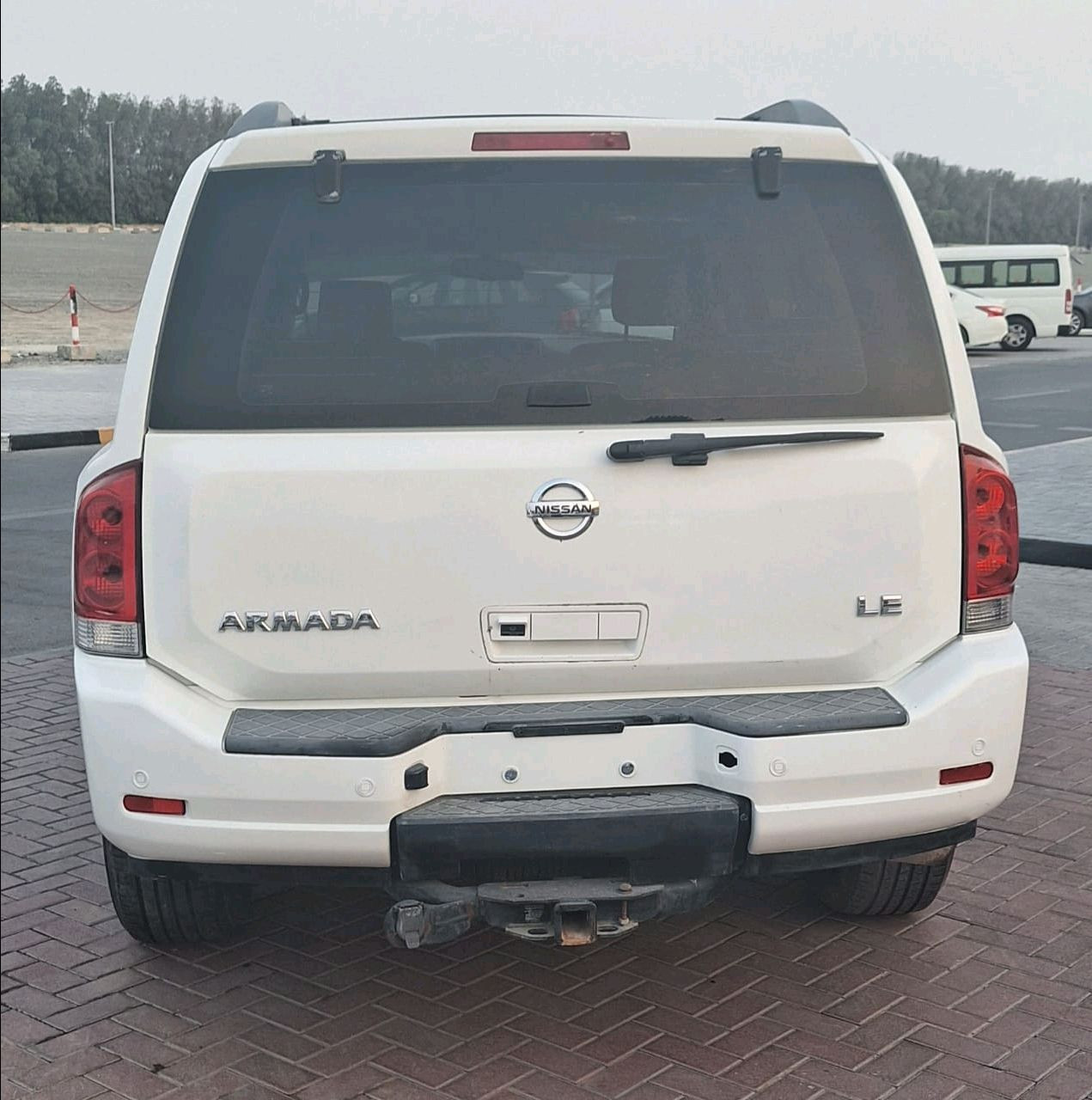 Nissan Armada - Image 5