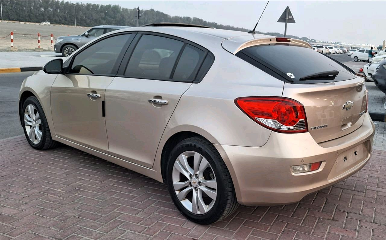Chevrolet Cruze - Image 5