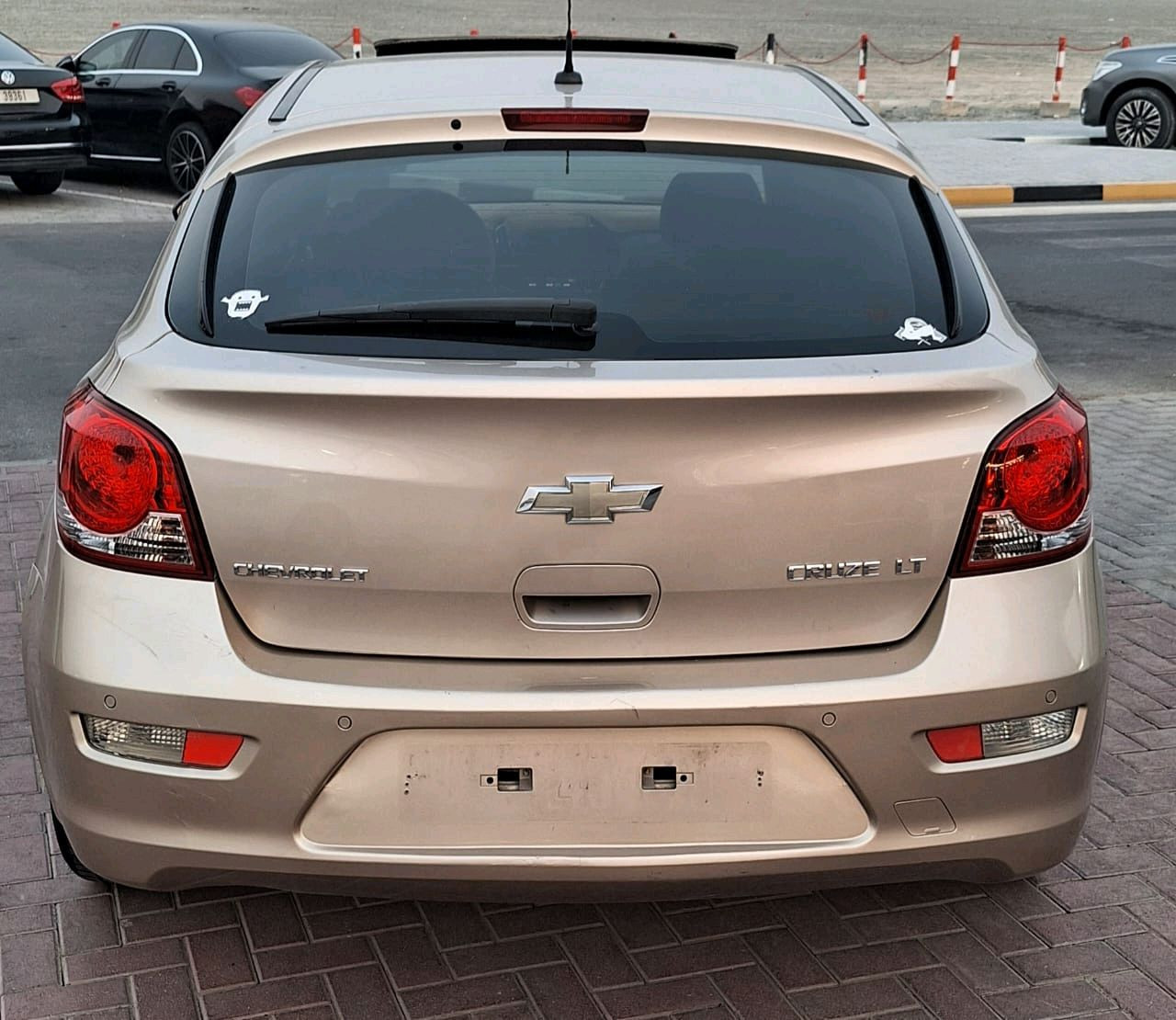 Chevrolet Cruze - Image 8