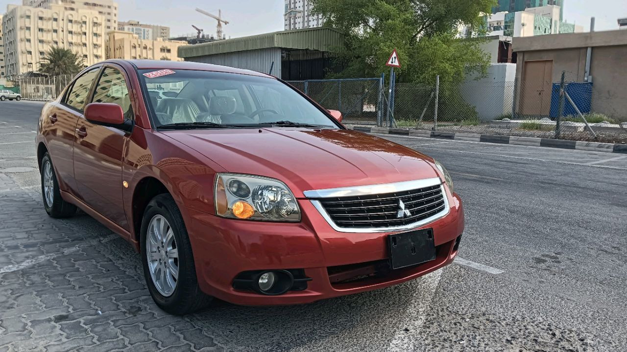 Mitsubishi Galant - Image 4