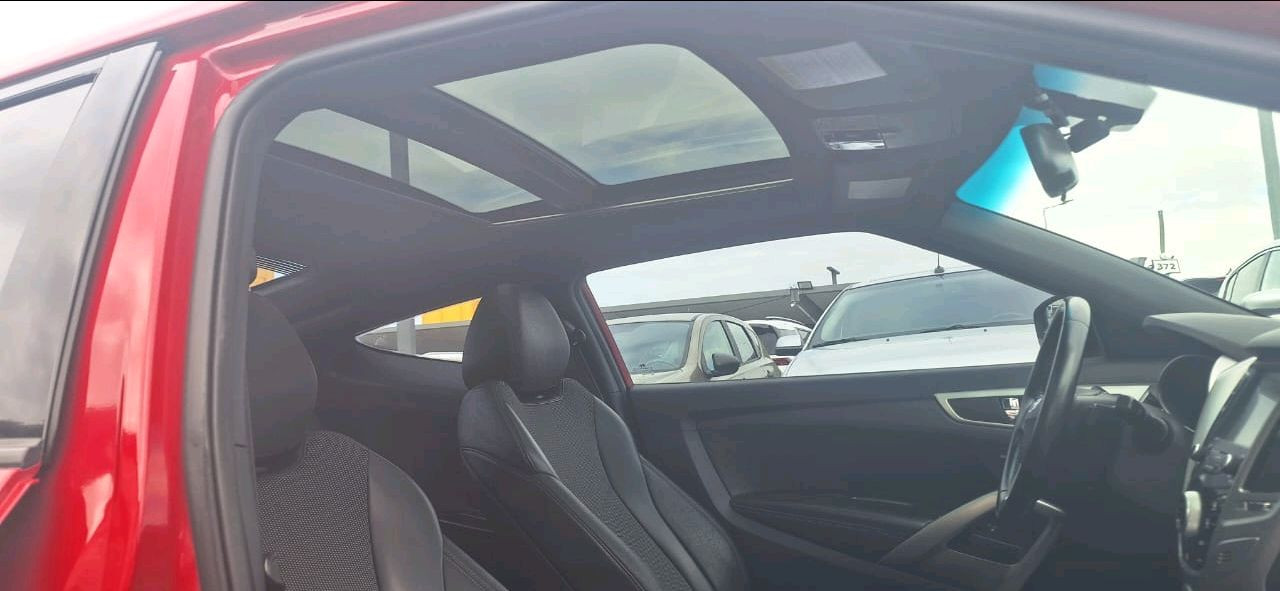 Hyundai Veloster - Image 5
