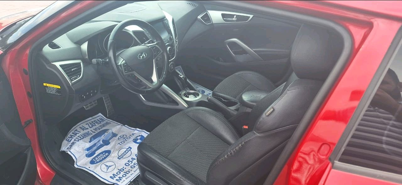 Hyundai Veloster - Image 7