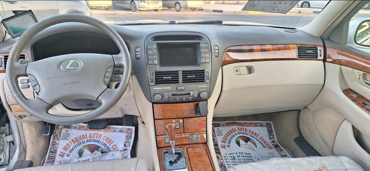 Lexus LS-Series - Image 8